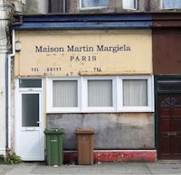 a building with a sign that says mission martin maria paris